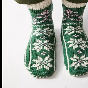 Free People Snowflake Green and White Knit Slippers/socks